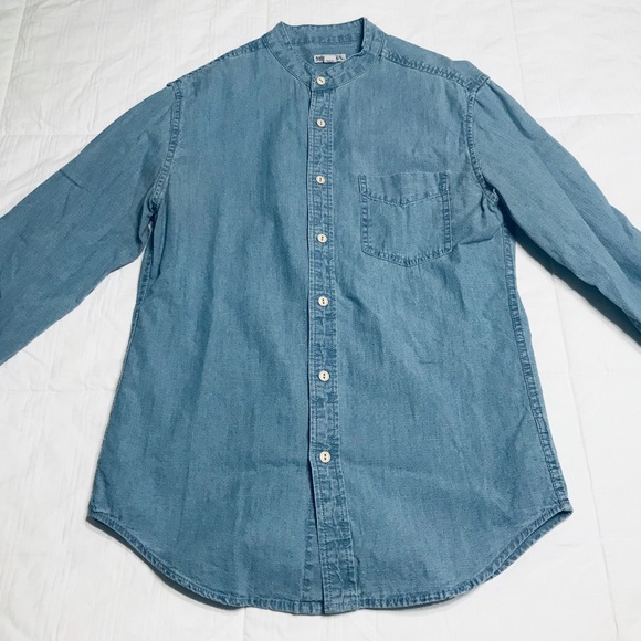 CAUSAL BUTTON DOWN - Picture 1 of 2